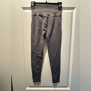 Grey leggings from Amazon